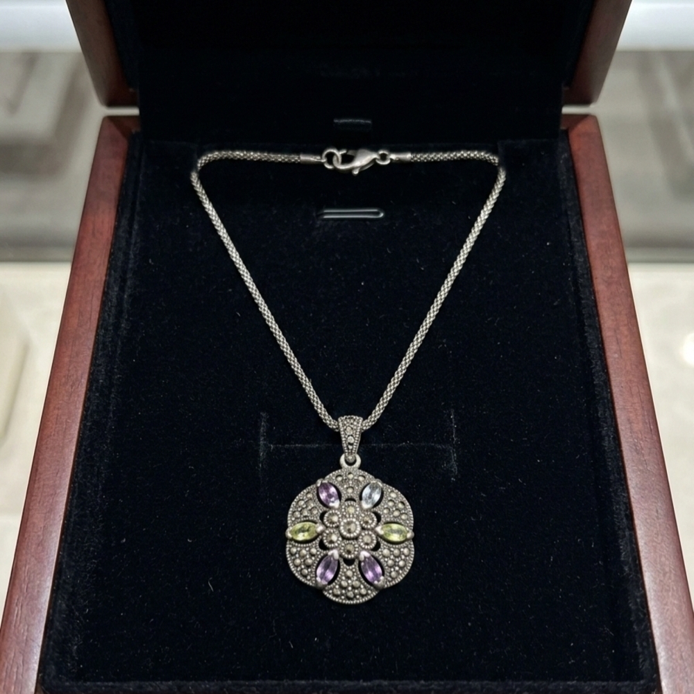 Elegant Sterling Silver and Purple Pendant Necklace